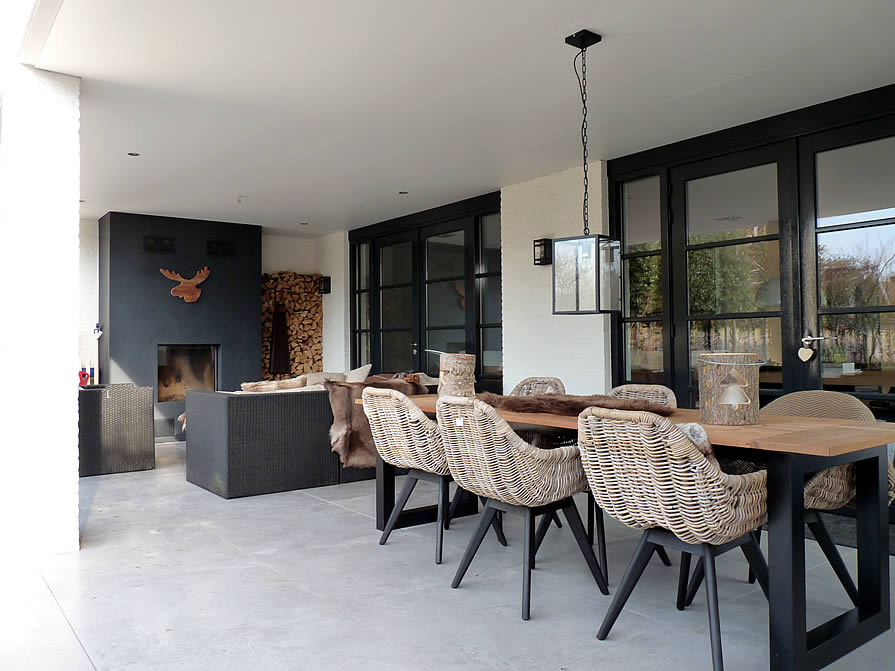 Sfeervolle landelijke villa - veranda