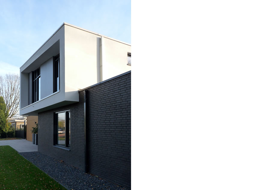 3 gebouwdelen met verschillende gevelmaterialen